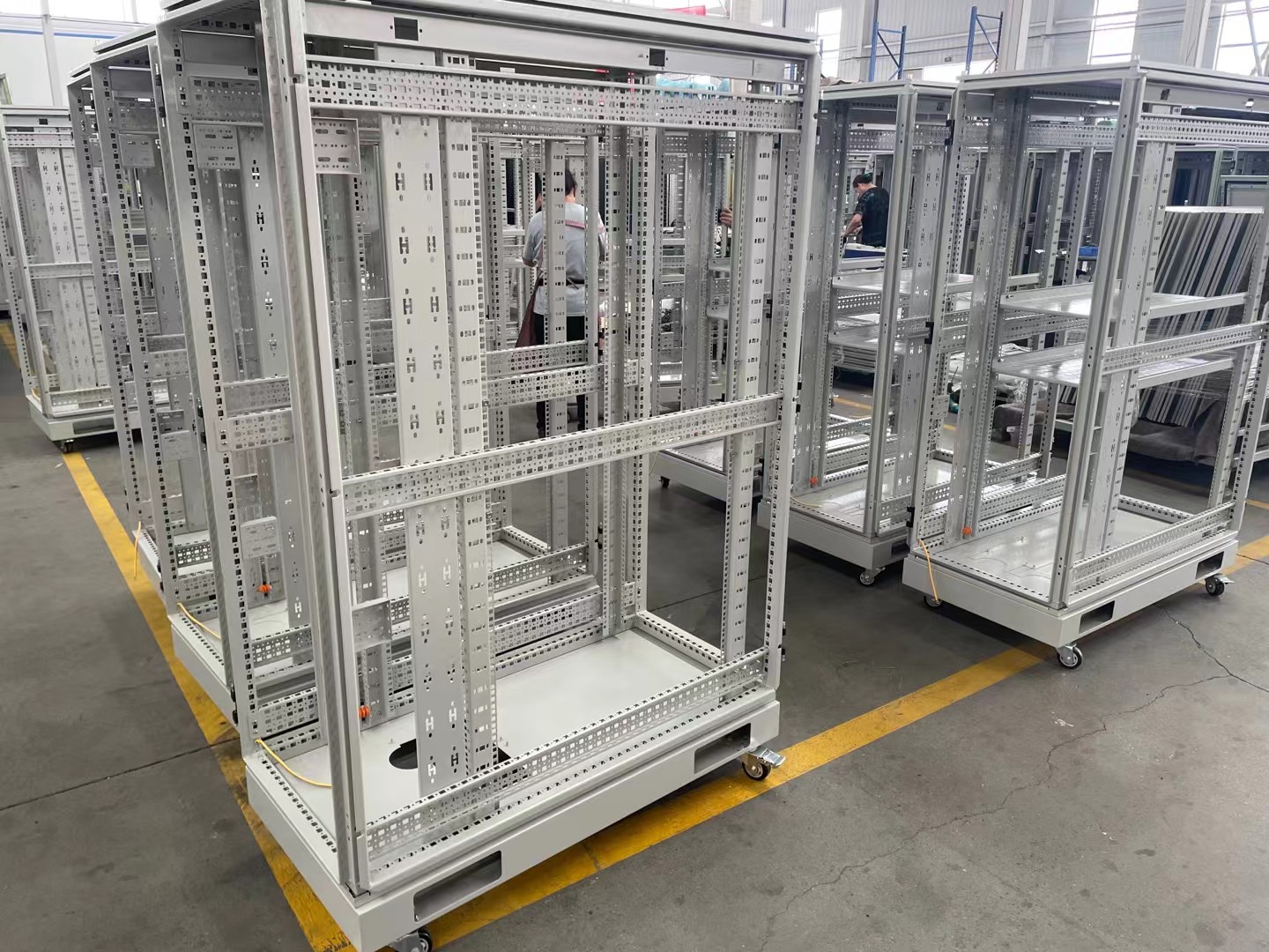成都市机箱定制钣金加工定制 - 厂家
